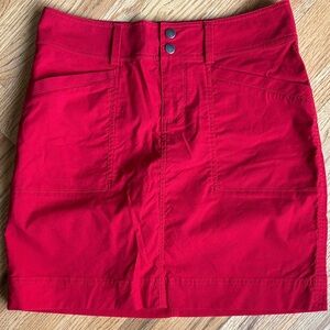Marmot size 6 Bright Red Outdoor Skirt